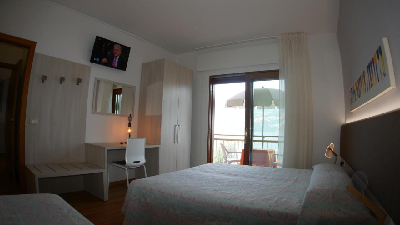 Residence Casa Maria อัสเซนซา ดิ เบรนโซเน ภายนอก รูปภาพ