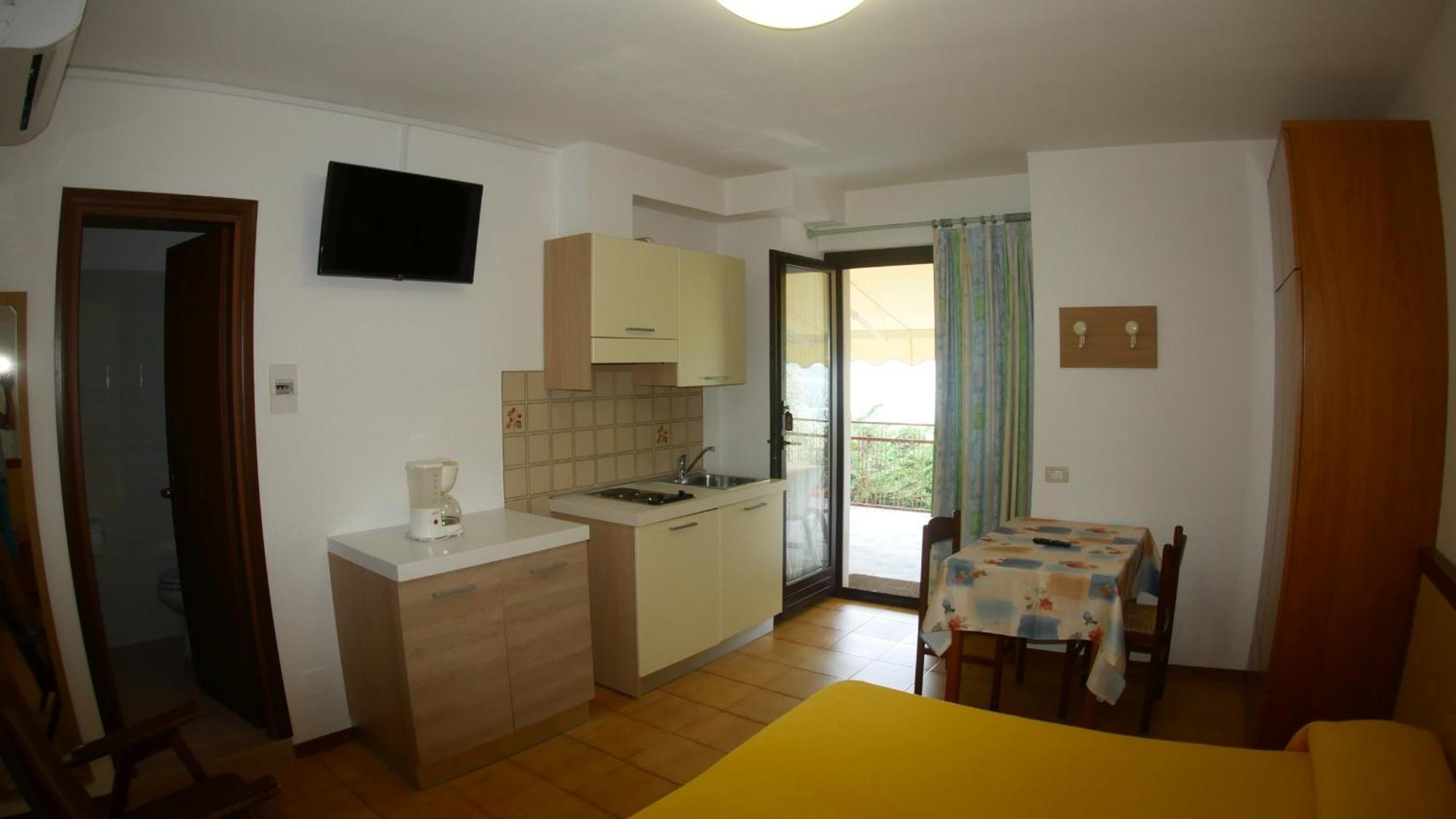 Residence Casa Maria อัสเซนซา ดิ เบรนโซเน ภายนอก รูปภาพ