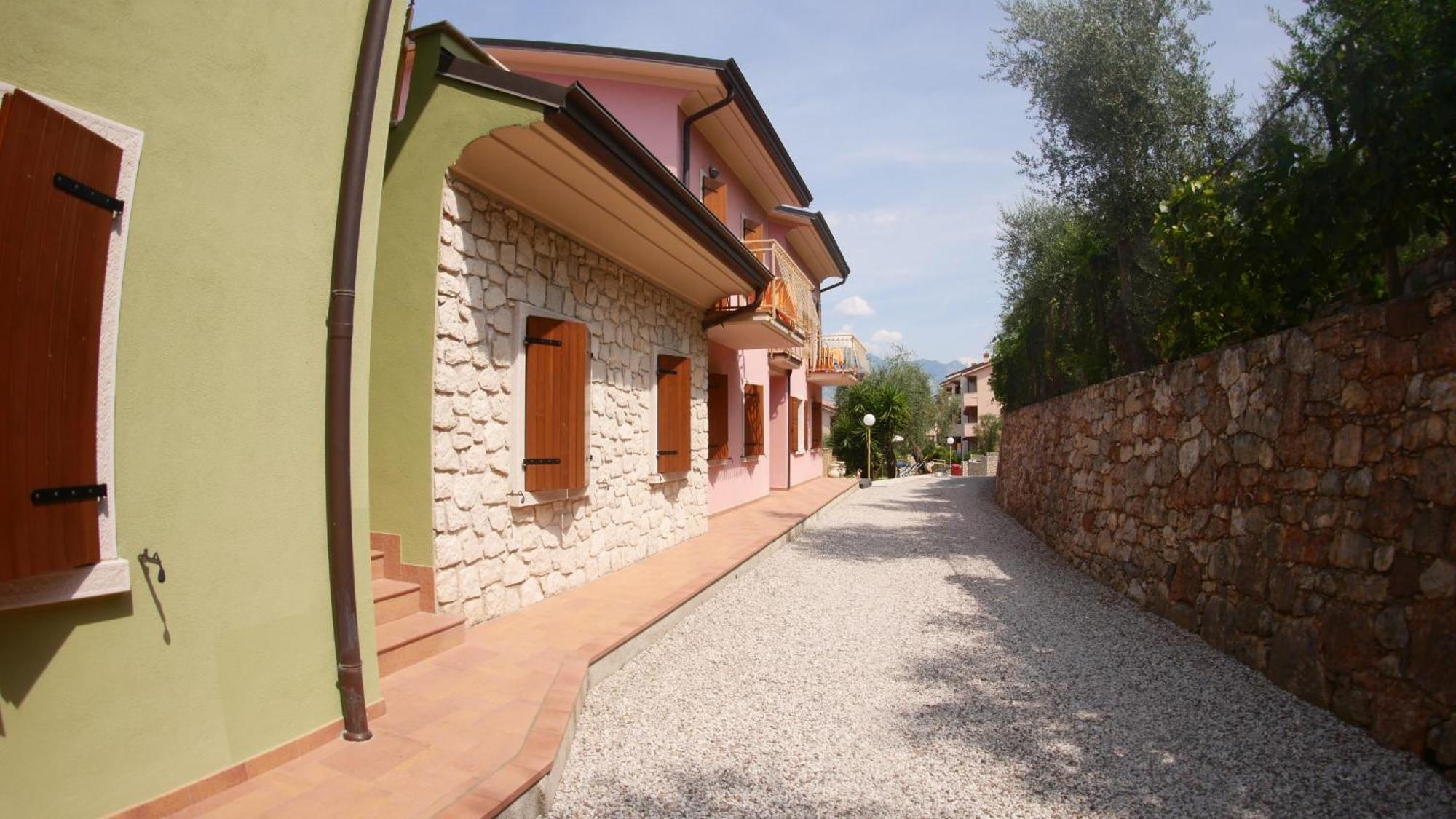 Residence Casa Maria อัสเซนซา ดิ เบรนโซเน ภายนอก รูปภาพ